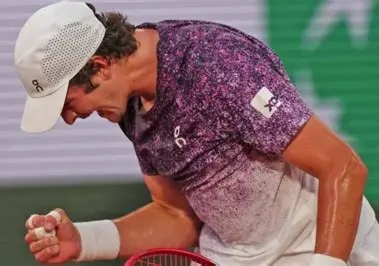 João Fonseca derruba Ruud e coloca tênis brasileiro nas quartas de Roland Garros