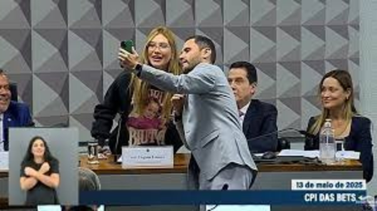 PF investiga a influencer Virginia Fonseca