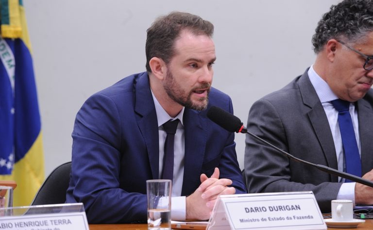 Durigan alerta deputados sobre risco de rombo com socorro ao agro
