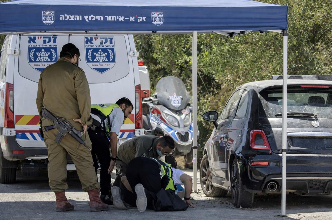 Ataque em Israel deixa um morto e cinco feridos perto da Cisjordânia